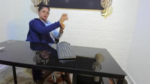 lucero online show from February 3, 10:58 am