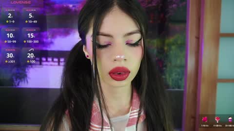 miss_lucyla online show from February 5, 11:02 am