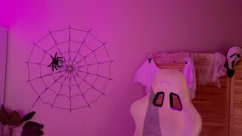 Mamma Mia online show from November 1, 5:53 am