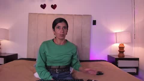 miss_milf_ online show from June 27, 7:19 pm