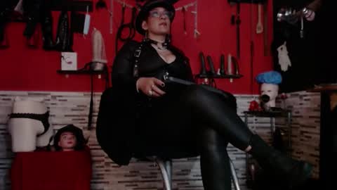 Mistress Miranda online show from November 9, 12:09 am