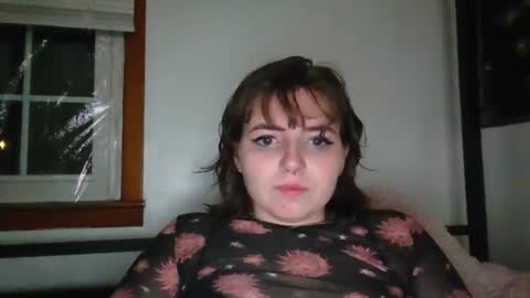 Snapshot of miss_miseryxo chatting on January 1, 5:33 am bri online show from January 1, 5:33 am