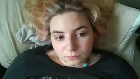 Snapshot of miss_miseryxo chatting on May 23, 5:50 pm bri online show from May 23, 5:50 pm