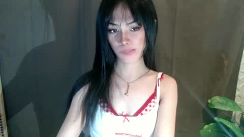 Snapshot of miss_moheera_xxx chatting on June 25, 7:18 pm Moheera online show from June 25, 7:18 pm