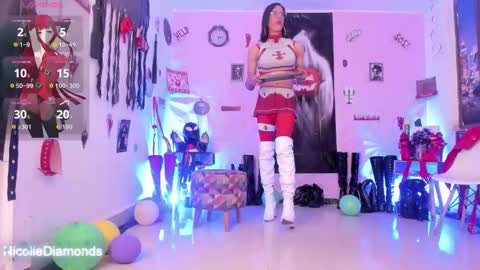 Miss Nicole online show from October 17, 1:46 pm