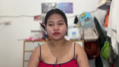 Snapshot of miss_peachyxxx chatting on July 28, 9:59 am Lyn online show from July 28, 9:59 am
