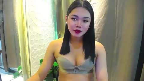 Snapshot of miss_precious_xx chatting on March 20, 4:50 am Precious online show from March 20, 4:50 am