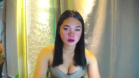 Snapshot of miss_precious_xx chatting on March 26, 11:54 pm Precious online show from March 26, 11:54 pm