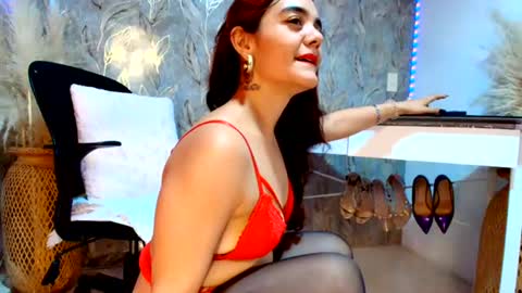 Snapshot of miss_rouss22_ chatting on July 21, 8:00 pm victoria online show from July 21, 8:00 pm