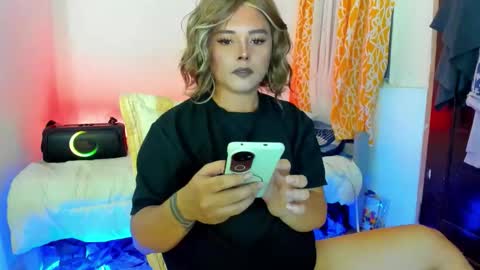 miss_sabrinaxx online show from March 25, 2:34 pm