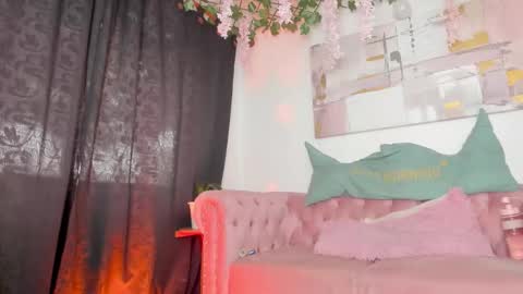 Snapshot of miss_selene chatting on October 25, 1:07 pm intagram miss selene59 online show from October 25, 1:07 pm