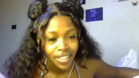 miss_sexyyy online show from October 13, 1:44 pm