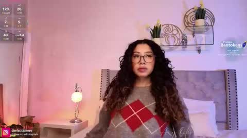 Amy Olivera online show from September 10, 1:00 pm