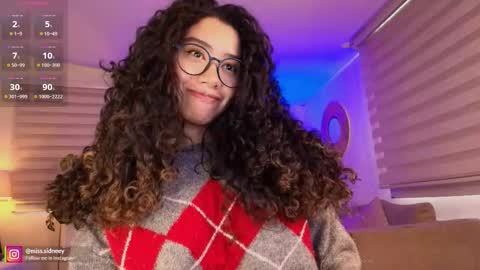 Amy Olivera online show from March 19, 1:04 pm