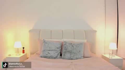 Snapshot of miss_soffy chatting on May 27, 12:07 am Sofia Alvarez online show from May 27, 12:07 am