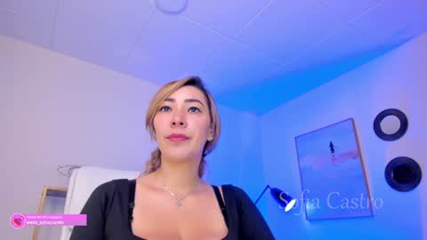 Sofia Castro online show from February 4, 2:43 pm