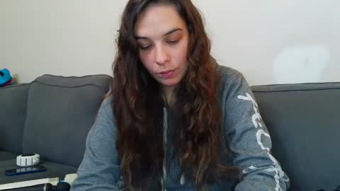 Bella online show from September 29, 4:23 pm