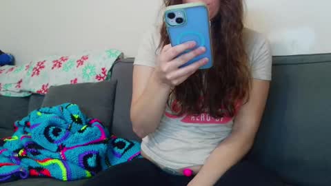 Bella online show from October 28, 2:42 pm