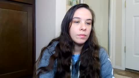 Bella online show from June 8, 1:28 am