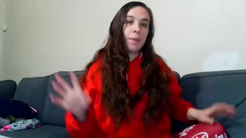 Bella online show from June 8, 3:23 pm