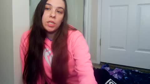 Bella online show from June 12, 1:48 am