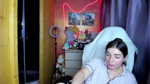Snapshot of miss_tasy chatting on March 5, 2:51 am Melanie January 15th is my birthday there will be an interesting show online show from March 5, 2:51 am