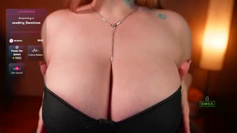 Snapshot of miss_tress_inna chatting on July 21, 4:09 pm Inna online show from July 21, 4:09 pm