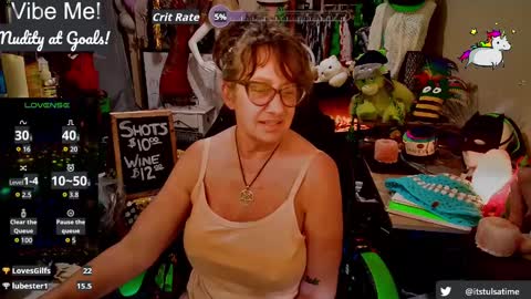 Tulsa Mae aka Mz. Pahkah online show from October 7, 2:09 am