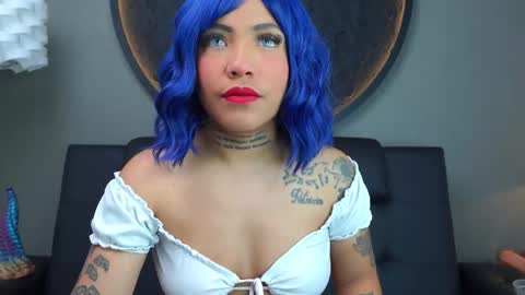 Vaiolette online show from September 10, 11:10 am