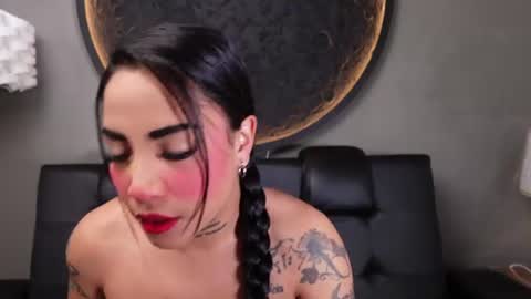 Vaiolette online show from July 29, 11:08 am