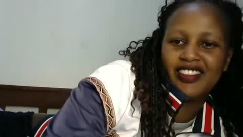 Snapshot of miss_vall chatting on January 14, 6:38 pm miss_vall online show from January 14, 6:38 pm