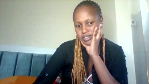 miss_vall online show from January 12, 8:19 am