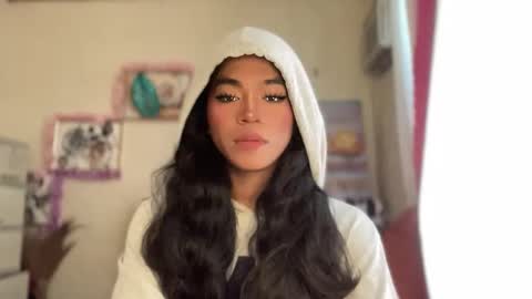 Snapshot of miss_veron_xoxo chatting on December 2, 5:57 am miss_veron_xoxo online show from December 2, 5:57 am