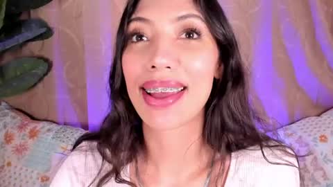 Miss Veronica online show from June 13, 1:53 pm