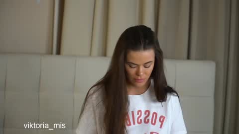 Miss Victoria online show from January 28, 1:16 pm