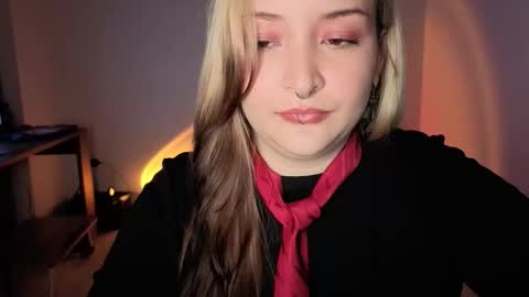 Miss Violeta  online show from February 18, 2:29 am