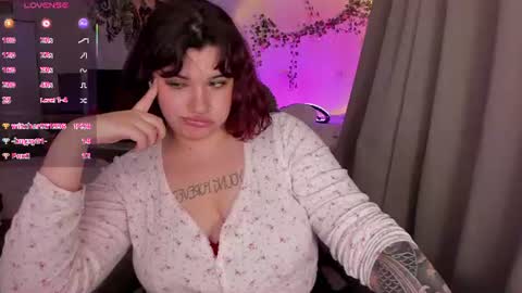 Tina  Julie online show from July 17, 12:50 am