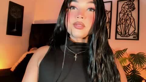 miss_zz online show from February 6, 8:01 pm