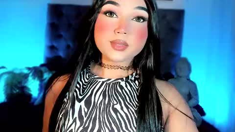 Snapshot of miss_zz chatting on May 5, 7:00 pm miss_zz online show from May 5, 7:00 pm