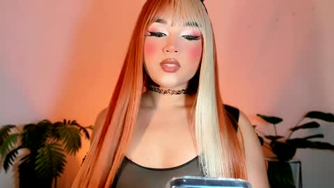Snapshot of miss_zz chatting on May 17, 12:01 pm miss_zz online show from May 17, 12:01 pm