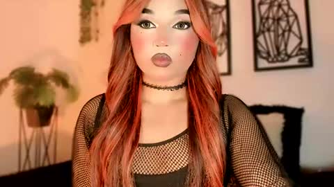 Snapshot of miss_zz chatting on July 10, 7:49 pm miss_zz online show from July 10, 7:49 pm