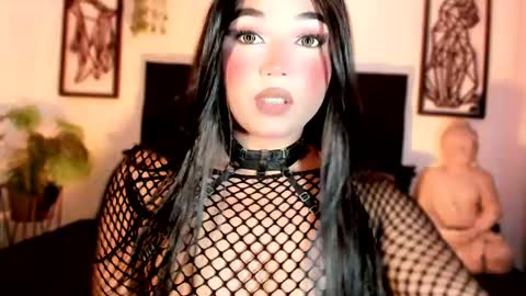 Snapshot of miss_zz chatting on July 13, 5:05 pm miss_zz online show from July 13, 5:05 pm