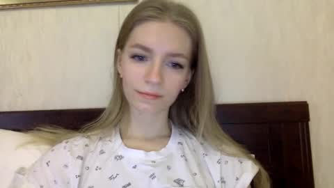 Alli not bb not babe not baby online show from December 13, 6:59 pm