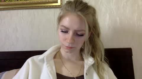 Alli not bb not babe not baby online show from December 16, 3:43 pm