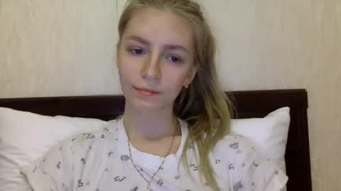 Alli not bb not babe not baby online show from December 20, 2:30 am