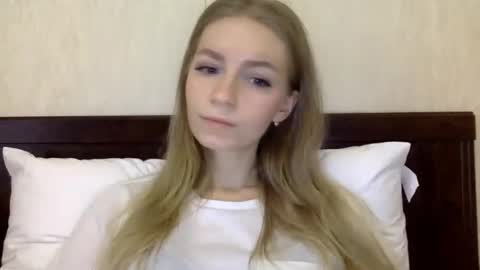 Alli not bb not babe not baby online show from February 1, 6:19 pm