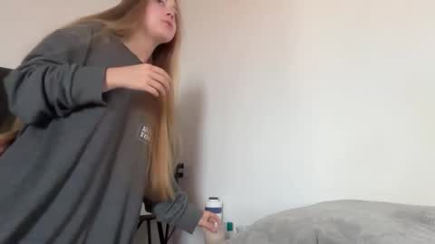 Ameliahs online show from October 24, 12:56 pm