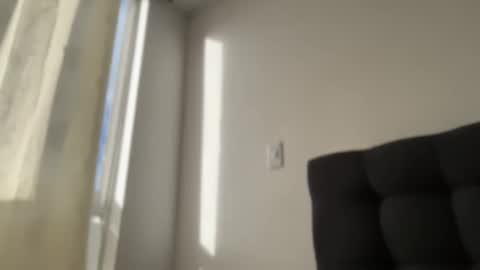 Ameliahs online show from November 21, 12:15 pm