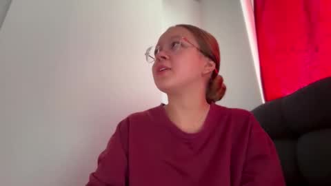 Snapshot of missameliah chatting on February 25, 11:31 am Ameliahs online show from February 25, 11:31 am