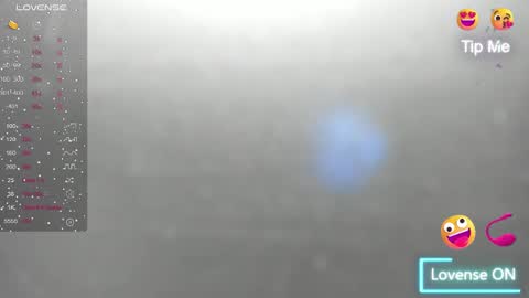 Snapshot of missangeldust chatting on December 31, 2:51 am missangeldust online show from December 31, 2:51 am